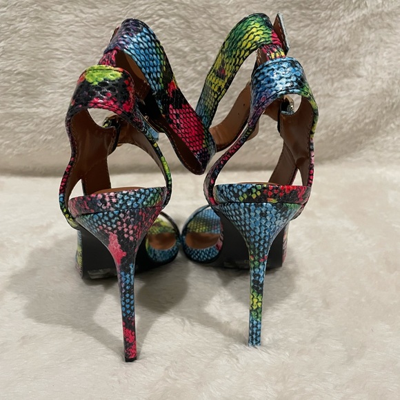 X2B colorful snakeskin double strap stiletto heels gold hardware hot pink - Picture 4 of 10